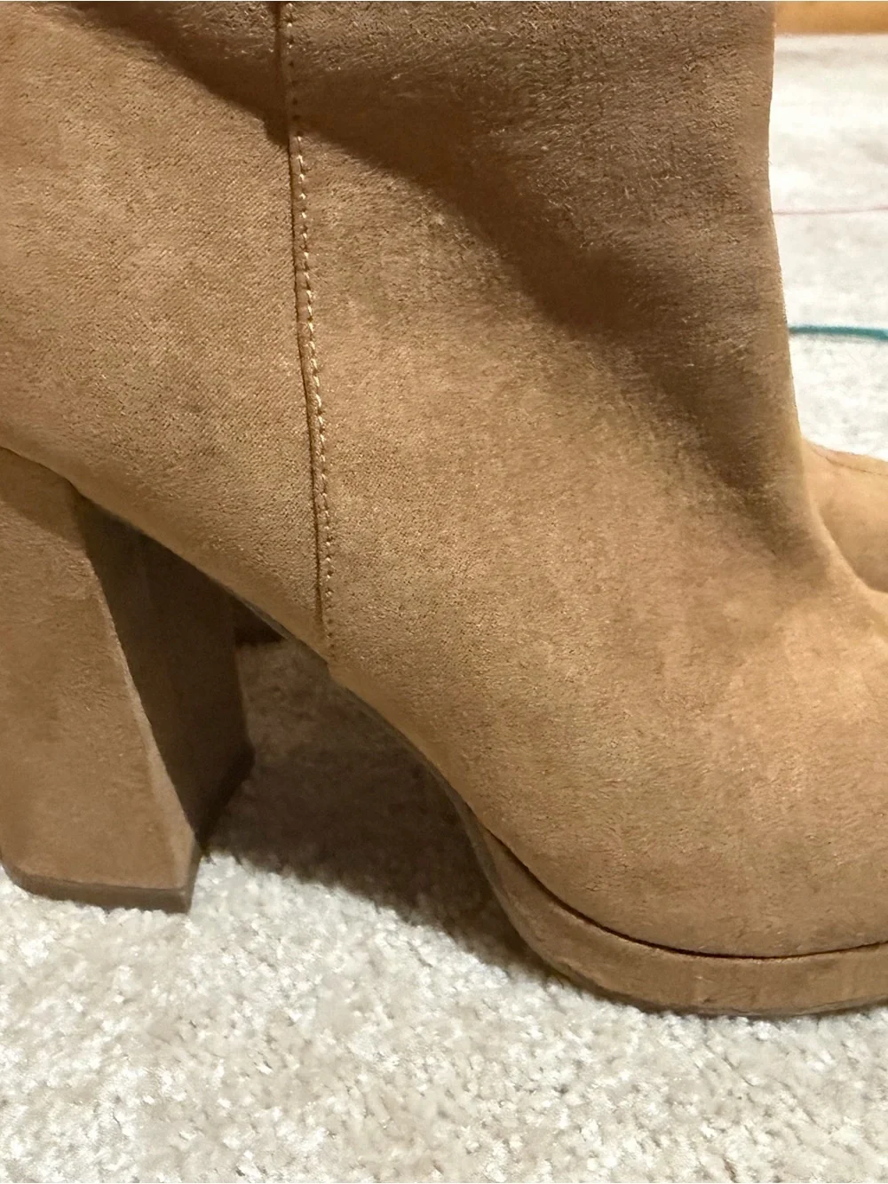 GBG Los Angeles stylish tan